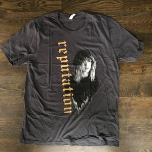 Taylor Swift Reputation Stadium Tour T-shirt